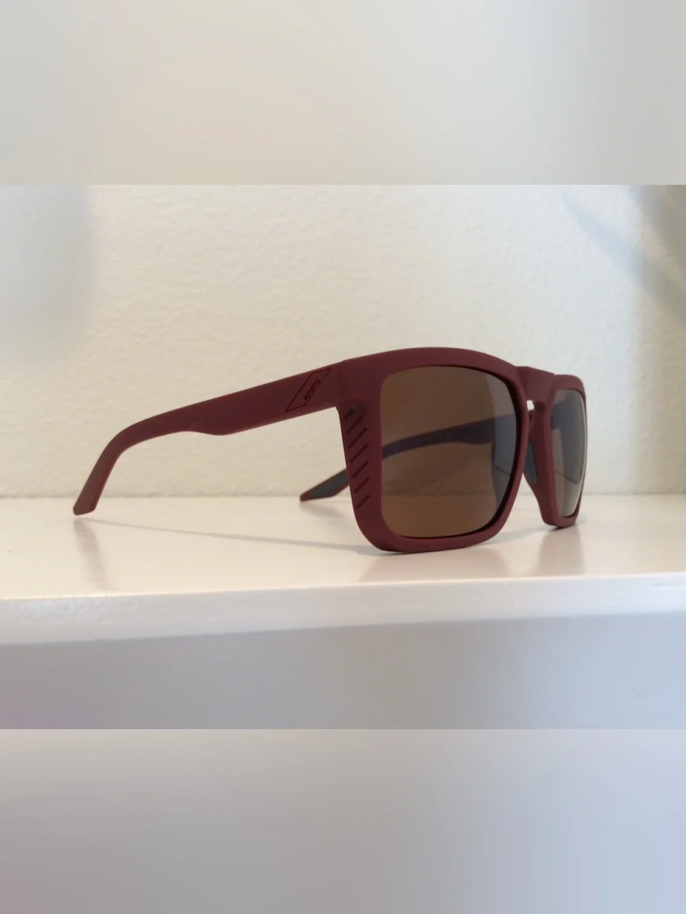100% – RENSHAW – SOFT CRIMSON Matte Burgundy Square Sunglasses - NWOT